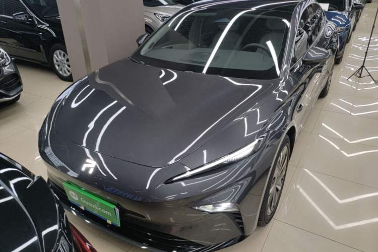 Used Rising F7 2023 Long-Range Edition Front