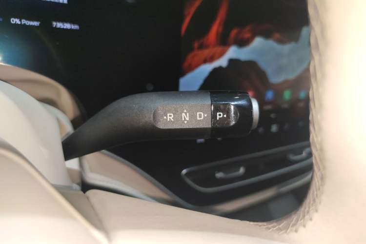 Used Rising F7 2023 Long-Range Pro Edition Gear Lever