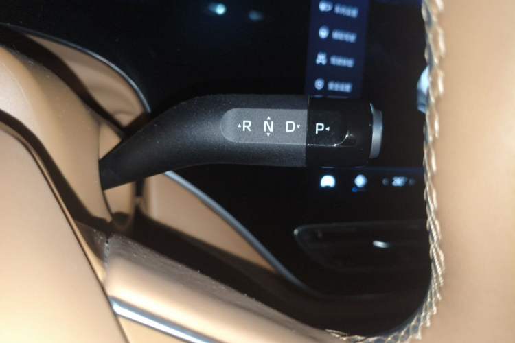 Used Rising F7 2023 Long-Range Edition Gear Lever