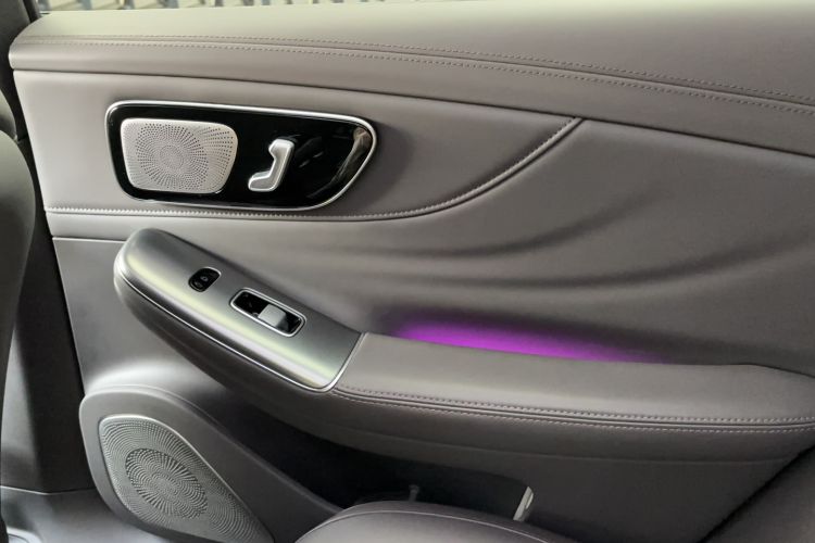 Used Rising F7 2023 Long-Range Pro Edition Interior 10
