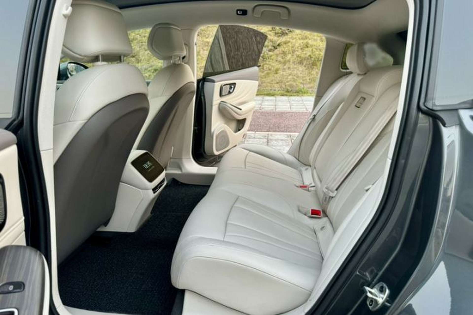 Used Rising F7 2023 Long-Range Edition Interior 7