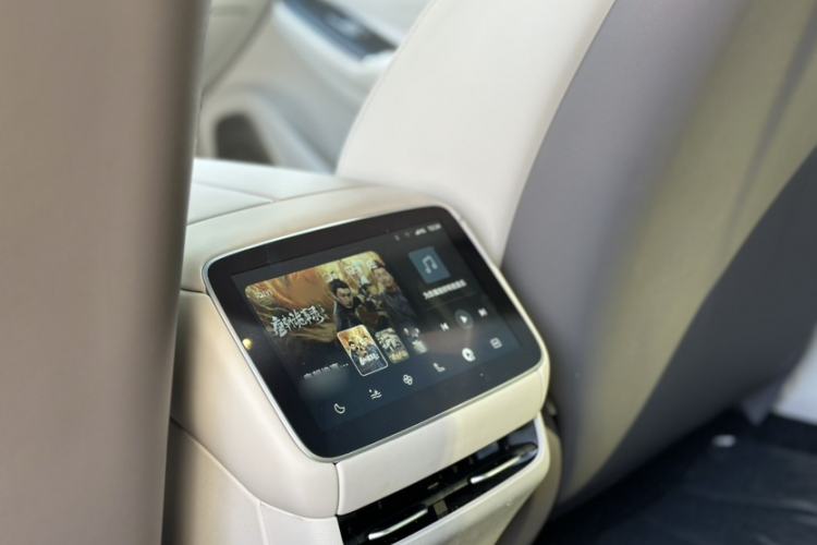 Used Rising F7 2023 Revised Version Performance Pro Edition Interior 8