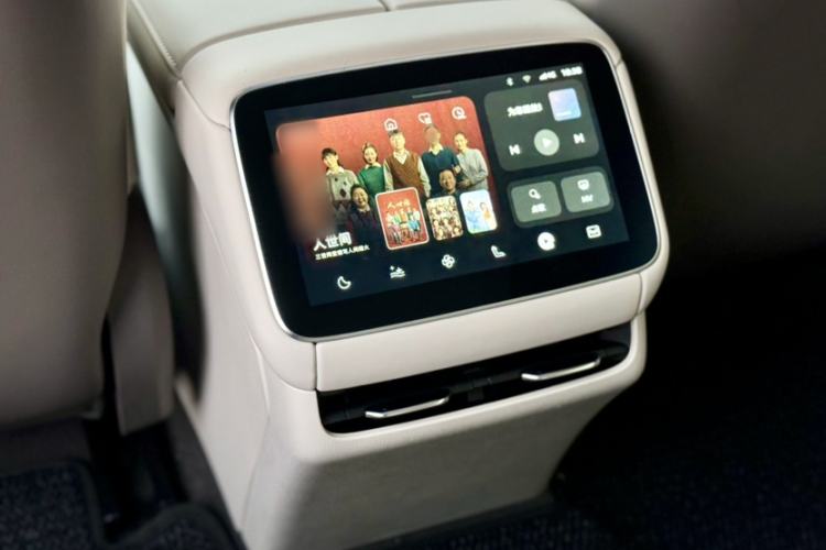 Used Rising F7 2023 Long-Range Edition Interior 8