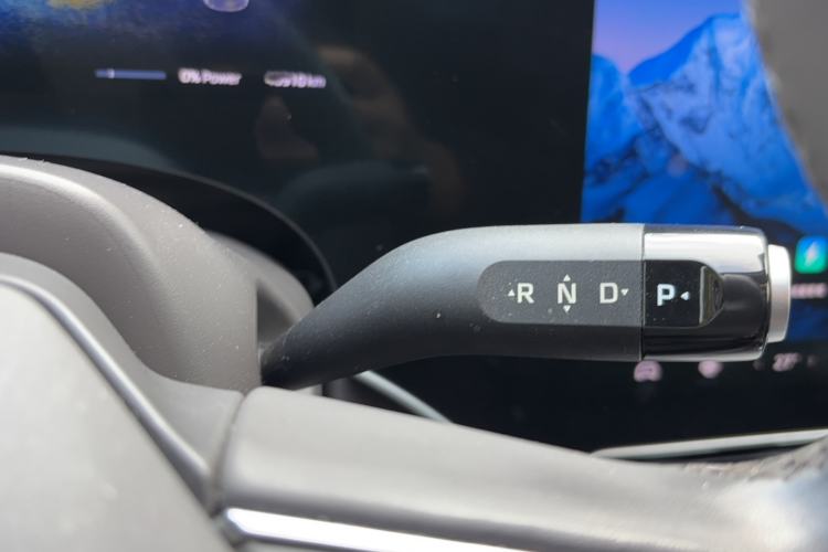Used Rising F7 2023 Long-Range Pro Edition Interior 8
