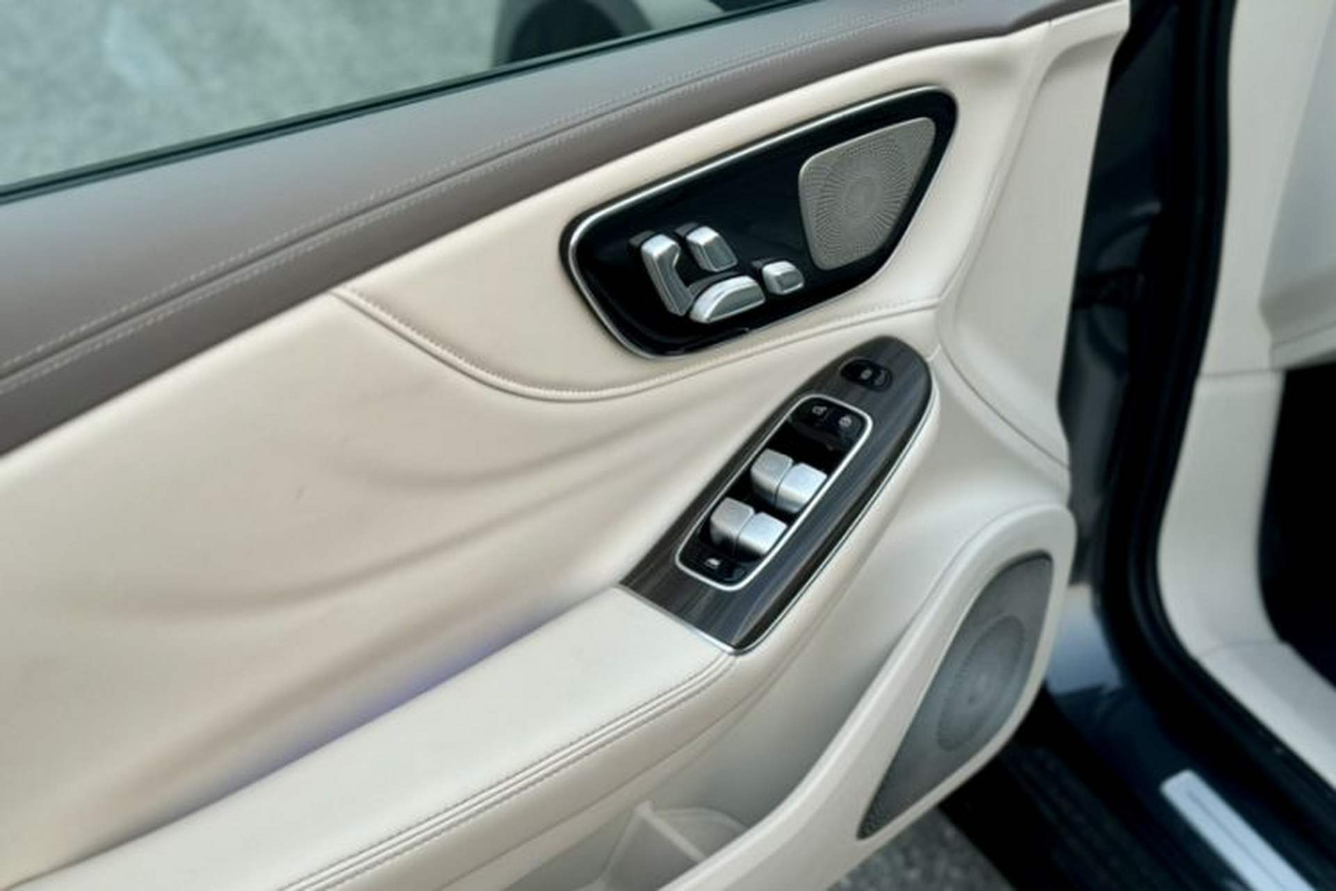 Used Rising F7 2023 Long-Range Edition Interior 9