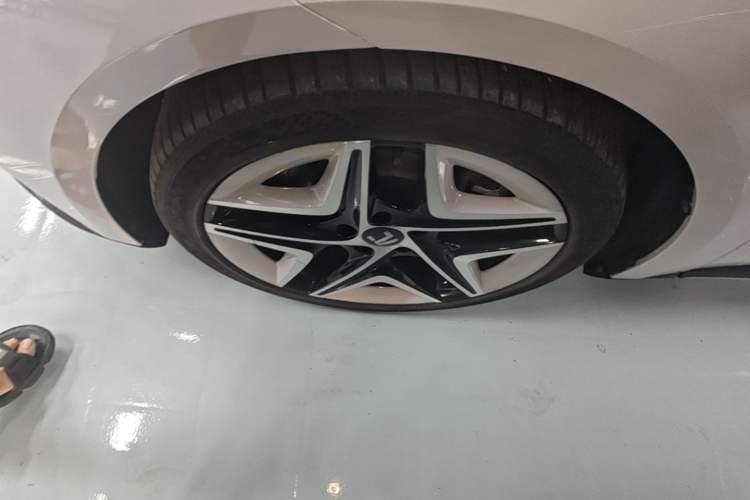 Used Rising F7 2023 Advanced Edition Left Front Wheel Hub