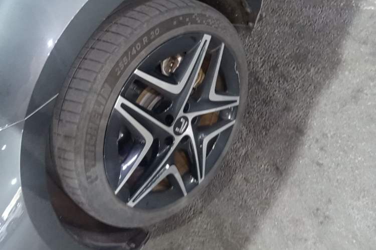 Used Rising F7 2023 Long-Range Edition Left Front Wheel Hub