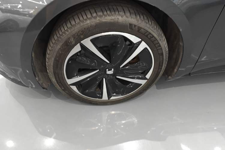 Used Rising F7 2023 Long-Range Edition Left Front Wheel Hub