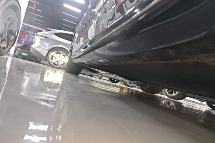 Used Rising F7 2023 Advanced Edition Left Side Sill