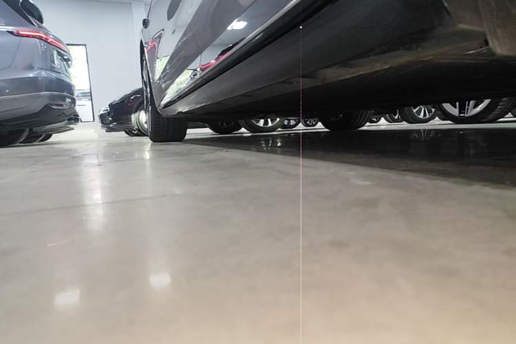 Used Rising F7 2023 Advanced Pro Edition Left Side Sill