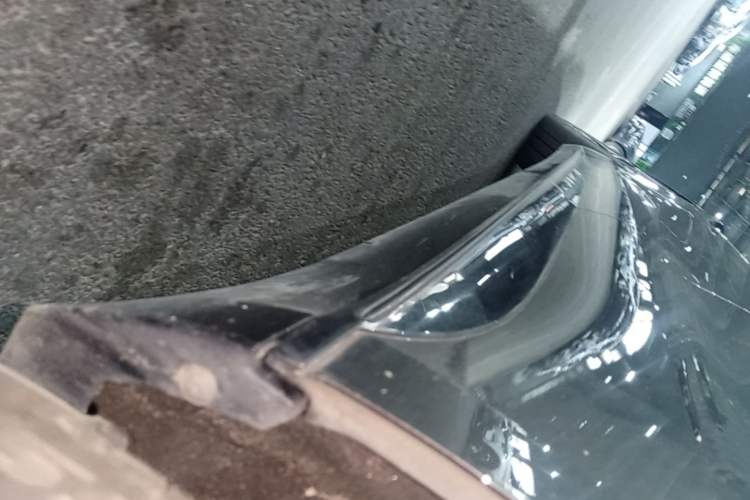 Used Rising F7 2023 Long-Range Edition Left Side Sill