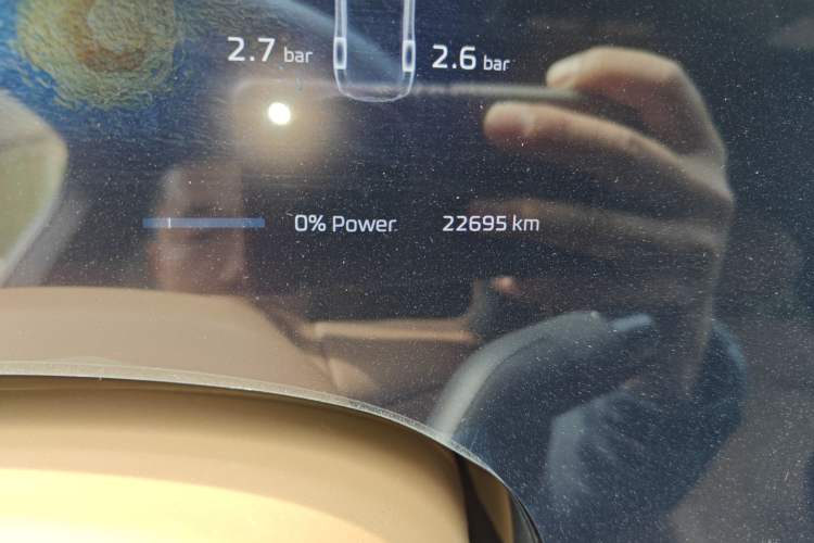 Used Rising F7 2023 Advanced Edition Odometer Close Up