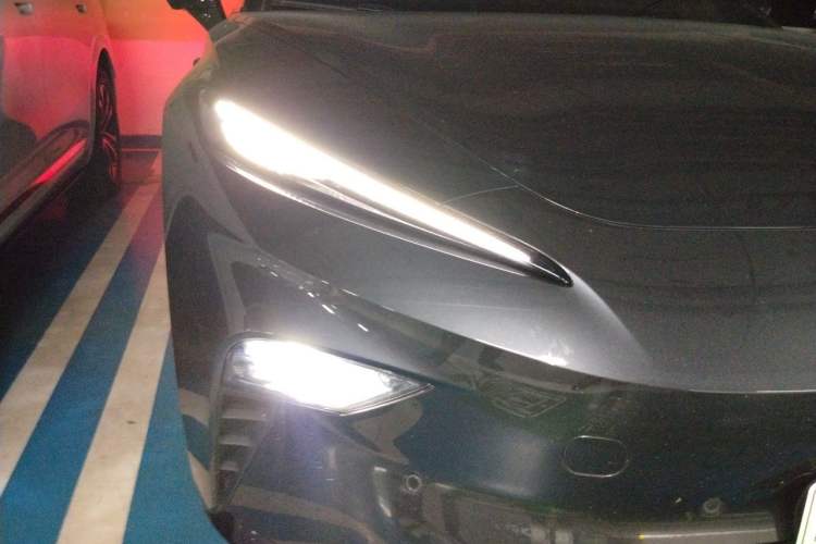 Used Rising F7 2023 Advanced Pro Edition Right Front Headlight