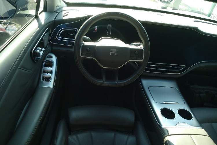 Used Rising F7 2023 Long-Range Pro Edition Steering Wheel