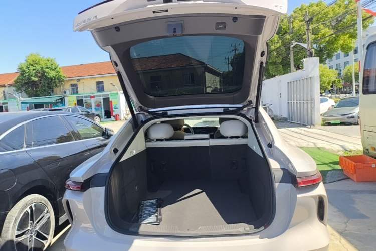 Used Rising F7 2023 Advanced Edition Trunk