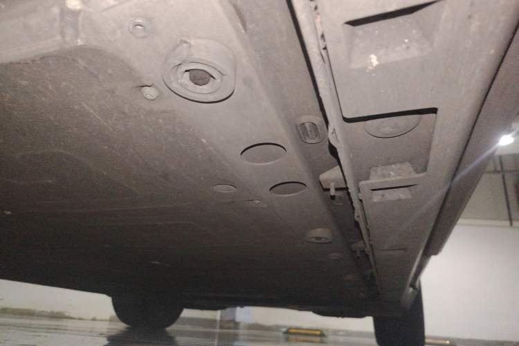 Used Rising F7 2023 Advanced Edition Chassis Front Left