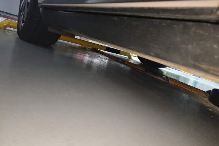 Used Rising F7 2023 Long-Range Edition Chassis Rear Right