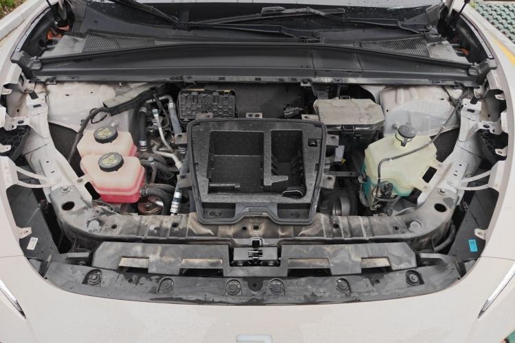Used Rising F7 2023 Advanced Edition Engine Bay