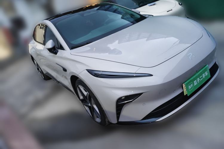 Used Rising F7 2023 Advanced Edition Front Right 45 Deg