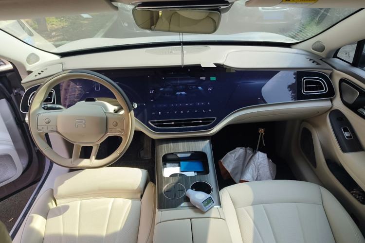 Used Rising F7 2023 Advanced Pro Edition Interior 2