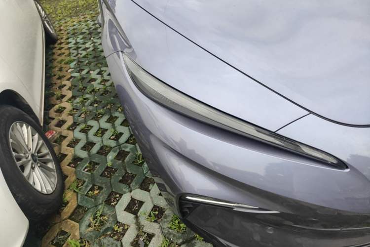 Used Rising F7 2023 Revised Version Long-Range Pro Edition Right Front Headlight