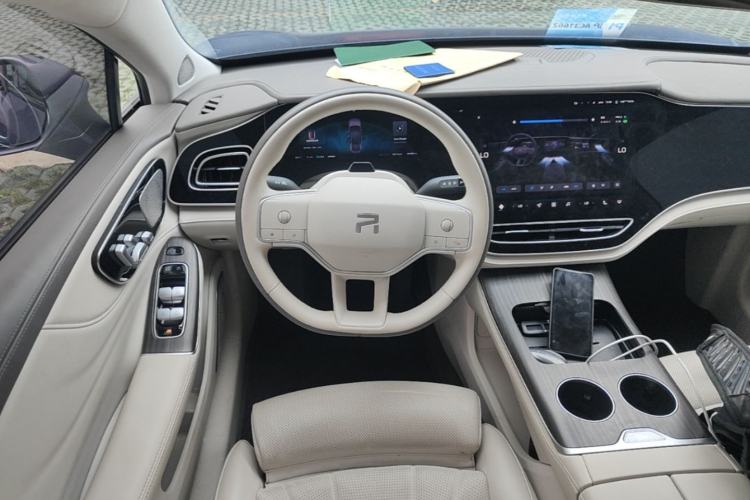 Used Rising F7 2023 Revised Version Long-Range Pro Edition Steering Wheel