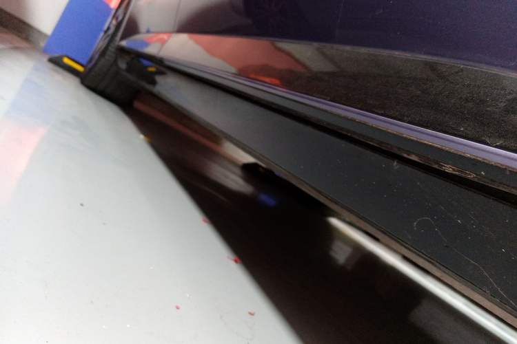 Used Rising F7 2023 Advanced Edition Right Side Sill