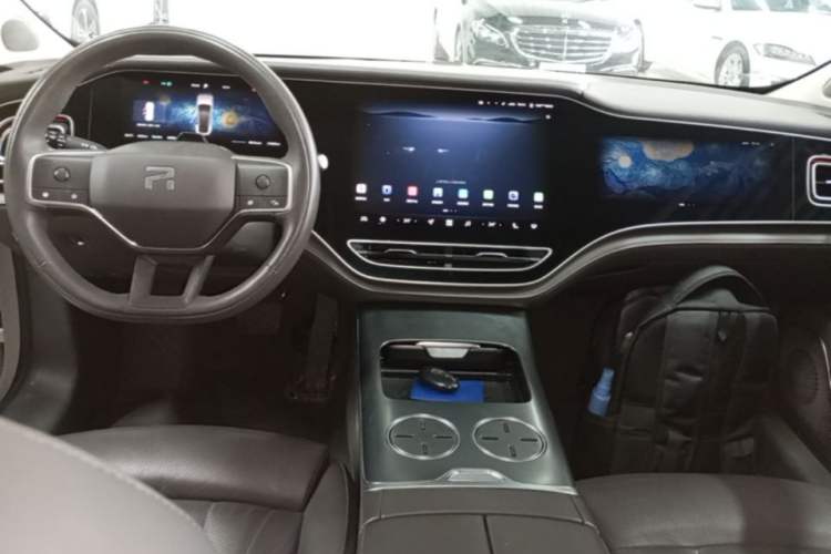 Used Rising F7 2023 Long-Range Pro Edition Center Console