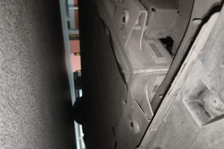 Used Rising F7 2023 Long-Range Pro Edition Chassis Rear Right