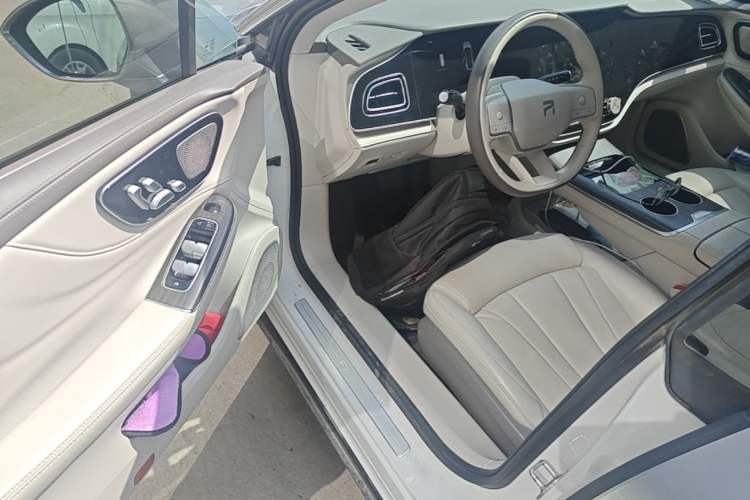Used Rising F7 2023 Advanced Edition Driver Seat