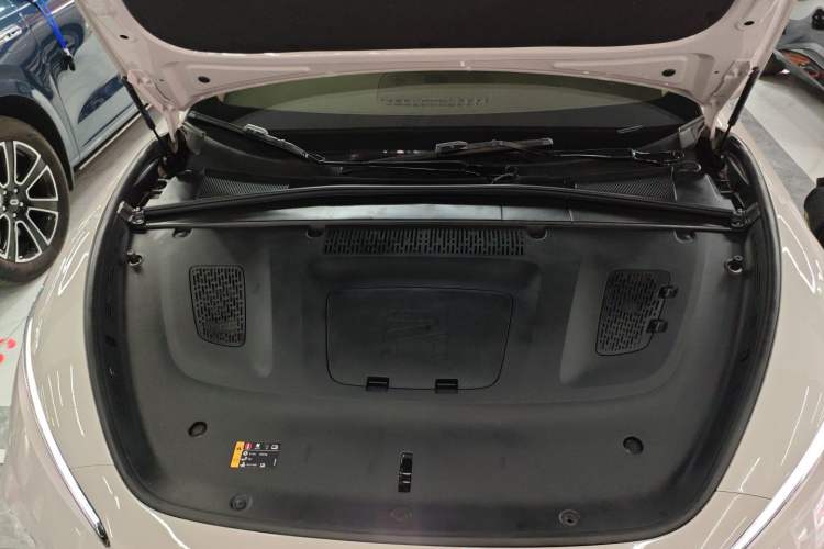 Used Rising F7 2023 Long-Range Pro Edition Engine Bay