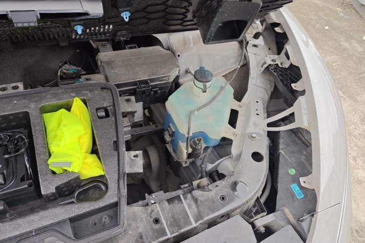 Used Rising F7 2023 Advanced Edition Engine Bay Left