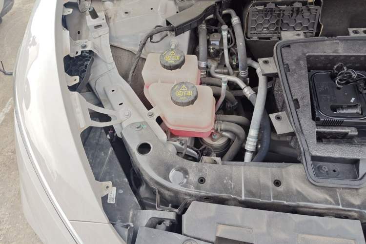 Used Rising F7 2023 Advanced Edition Engine Bay Right