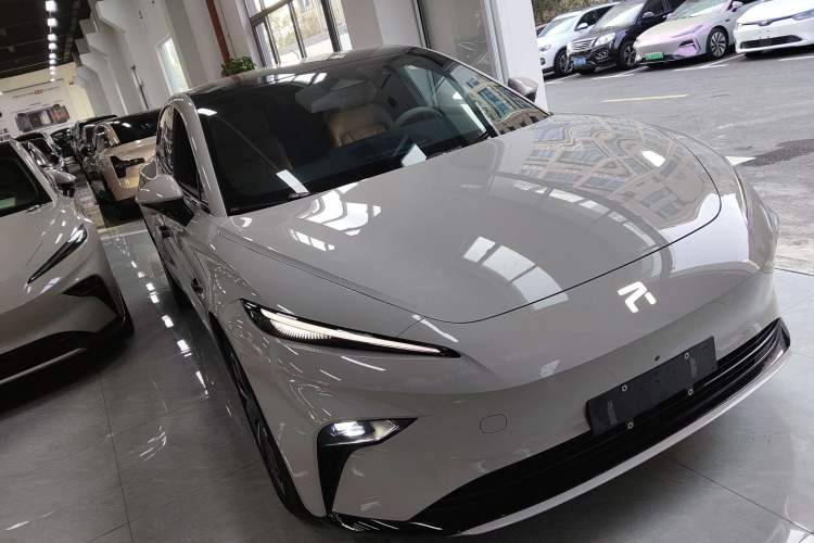 Used Rising F7 2023 Revised Edition Advanced Version Exterior 2
