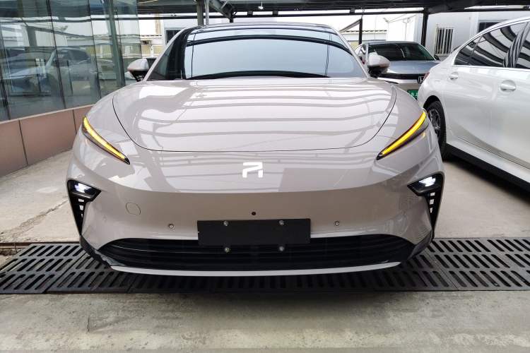 Used Rising F7 2023 Advanced Edition Front