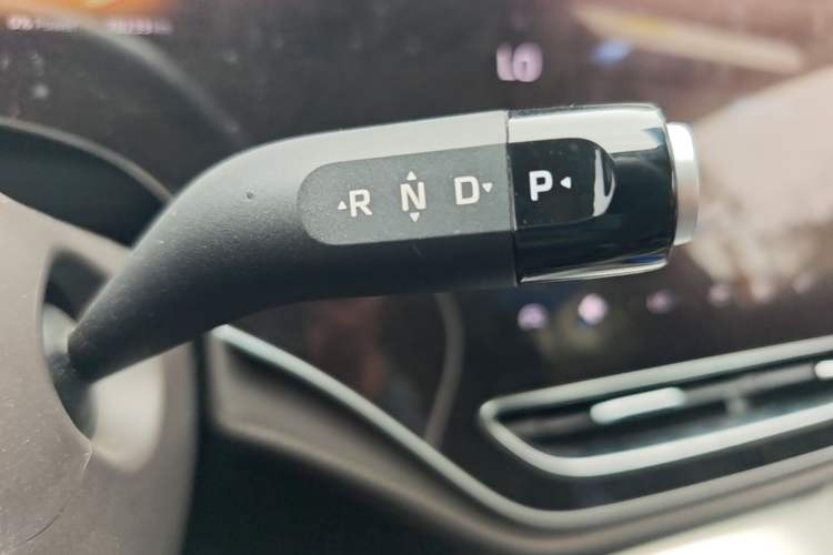 Used Rising F7 2023 Advanced Pro Edition Gear Lever