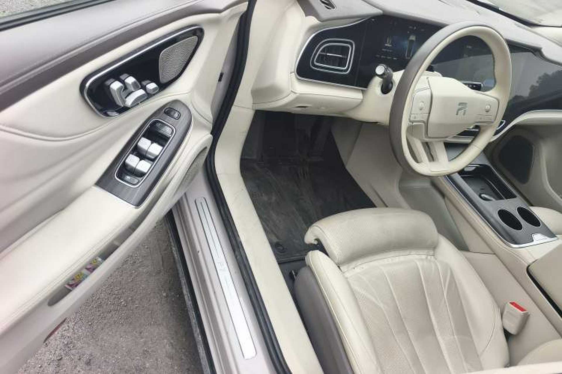 Used Rising F7 2023 Long-Range Pro Edition Interior 3
