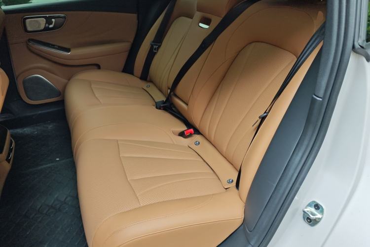 Used Rising F7 2023 Advanced Edition Interior 4