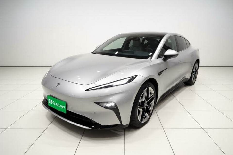 Rising F7 2023