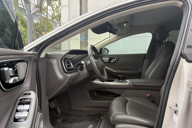 Used Rising F7 2023 Long-Range Pro Edition Left Front Seat