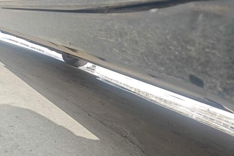 Used Rising F7 2023 Advanced Edition Left Side Sill
