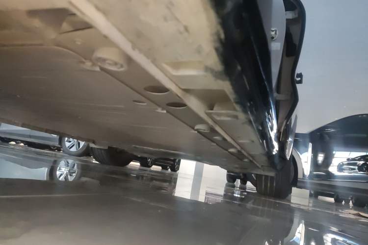 Used Rising F7 2023 Advanced Edition Left Side Sill