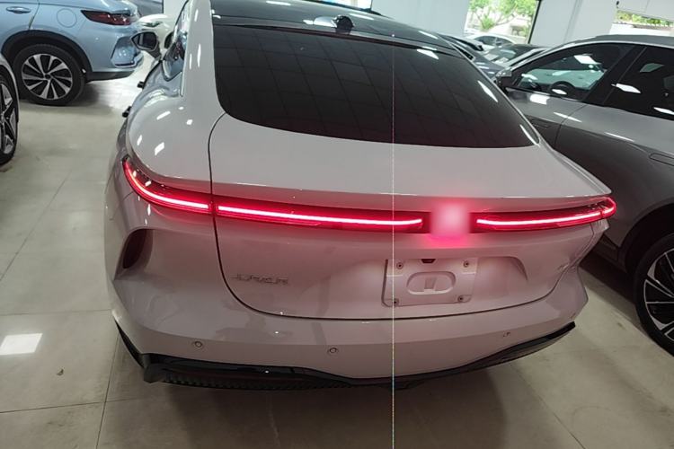 Used Rising F7 2023 Advanced Pro Edition Rear