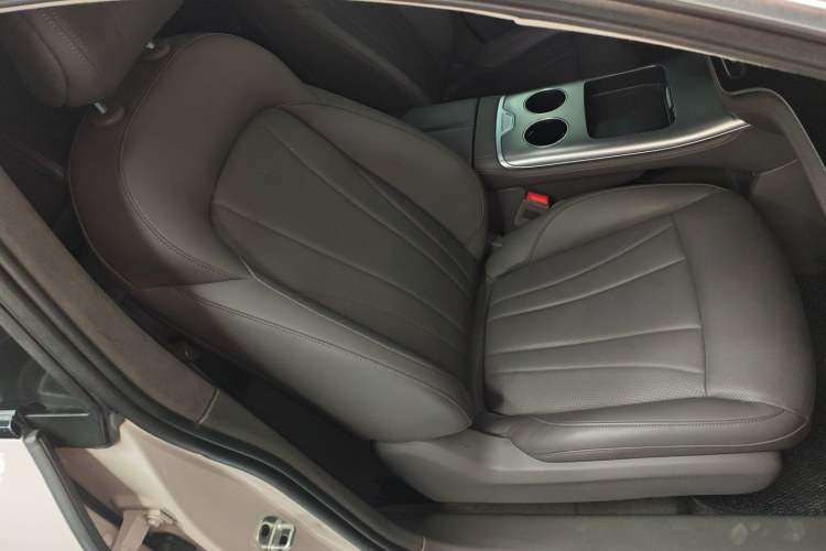 Used Rising F7 2023 Long-Range Pro Edition Right Front Seat