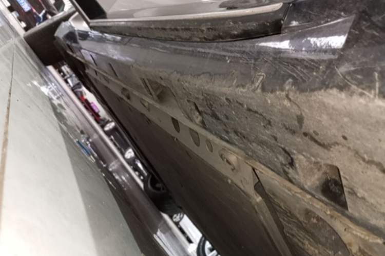 Used Rising F7 2023 Long-Range Pro Edition Right Side Sill