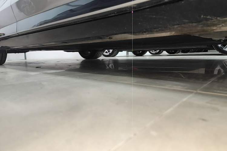 Used Rising F7 2023 Advanced Pro Edition Right Side Sill