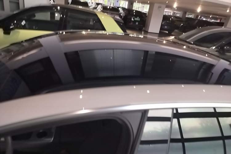 Used Rising F7 2023 Long-Range Pro Edition Roof