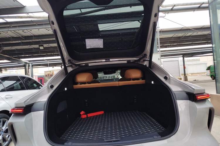 Used Rising F7 2023 Advanced Edition Trunk