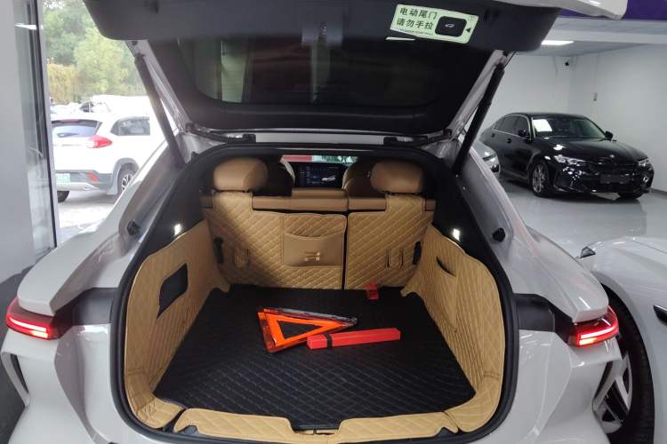Used Rising F7 2023 Revised Edition Advanced Version Trunk