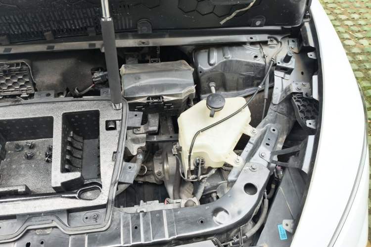 Used Rising F7 2023 Advanced Edition Engine Bay Left